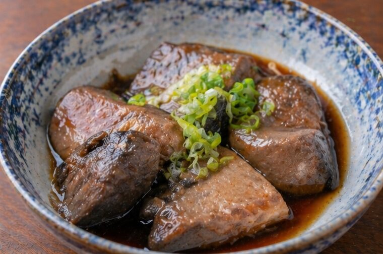 静岡県の焼津・藤枝・御前崎エリアのご当地グルメである、かつおのへその画像です。