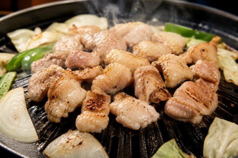 北海道の旭川・富良野・士別エリアのご当地グルメの塩ホルモンの画像です。